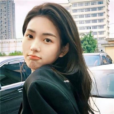 时尚台前幕后的故事
